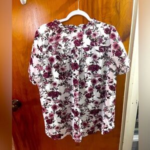 Floral Flutter Sleeve Blouse Size 1X